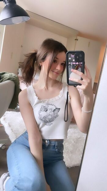 A_Bit_Rebecca