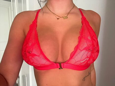 Abbie_nb