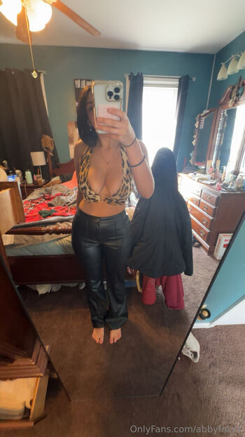 abbyfoxxx