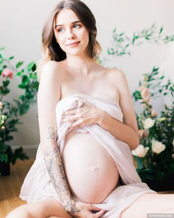 Acacia Brinley