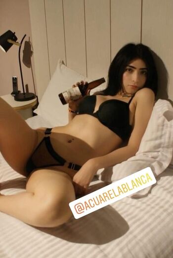 AcuarelaBlanca