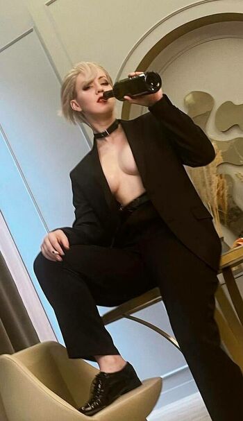 Adamae Dono