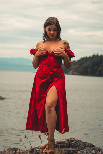 Adora_Amour