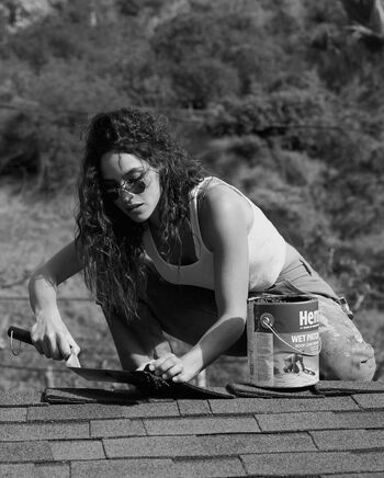 Adria Arjona