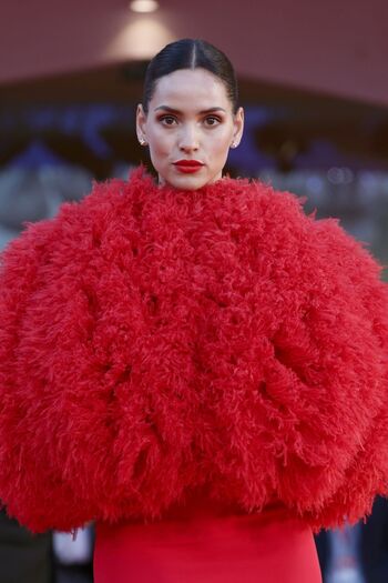 Adria Arjona