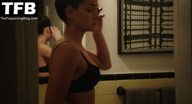 Adria Arjona