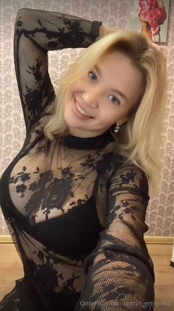 aerin_emerald