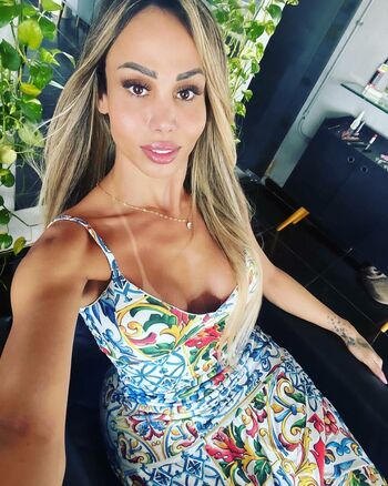 Agatha Ferraz