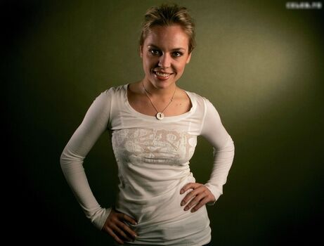 Agnes Bruckner