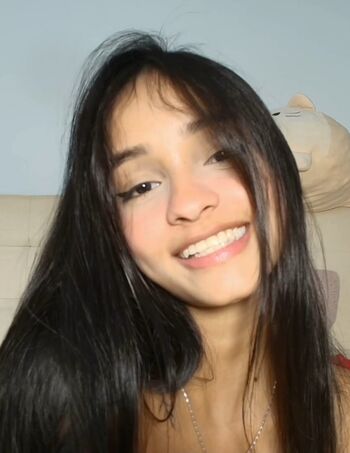Agostinha_Red