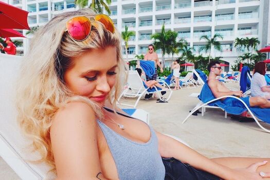 Aimee Eline