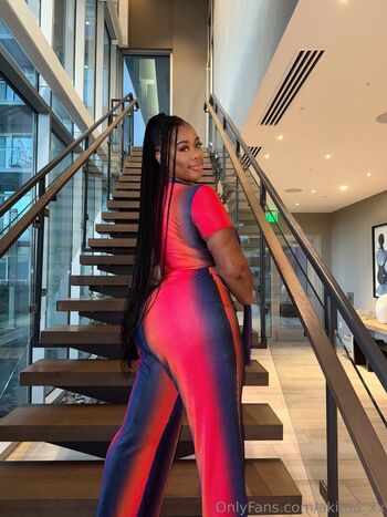 akiraa_xx