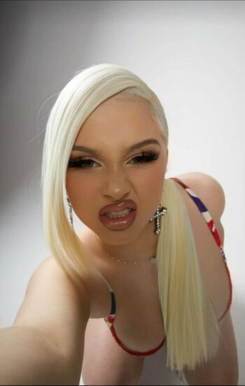 Alabama Barker