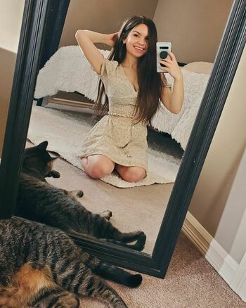 Alana ASMR