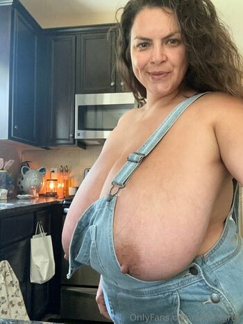 Alaura Grey