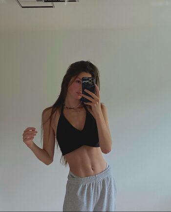 aleandrafrerk / ale4ndra