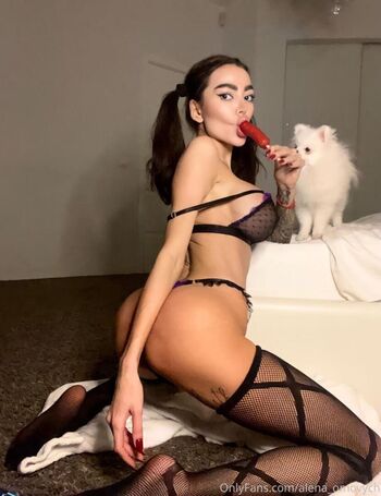Alena Omovych