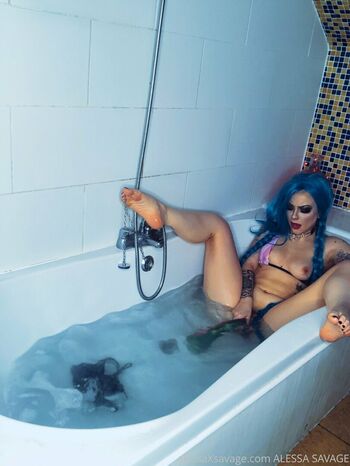 Alessa Savage