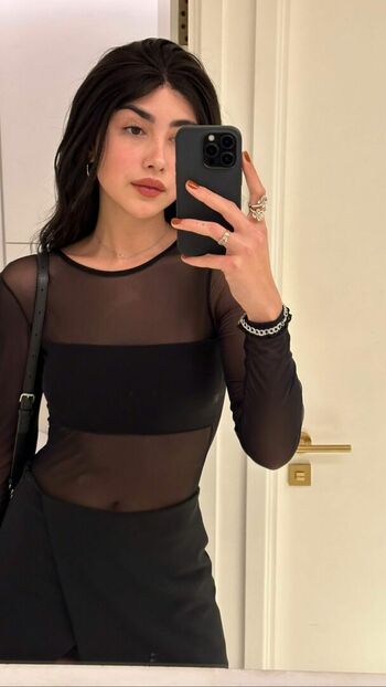 Alexa Mansour