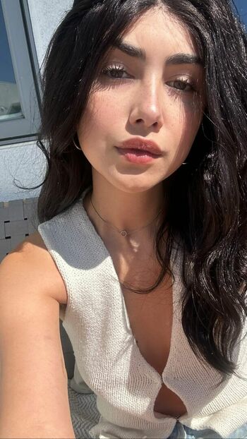 Alexa Mansour