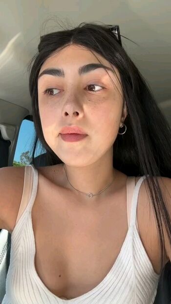 Alexa Mansour