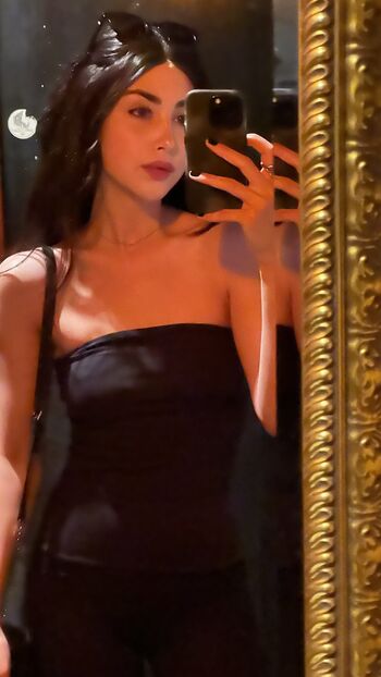 Alexa Mansour