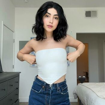 Alexa Mansour