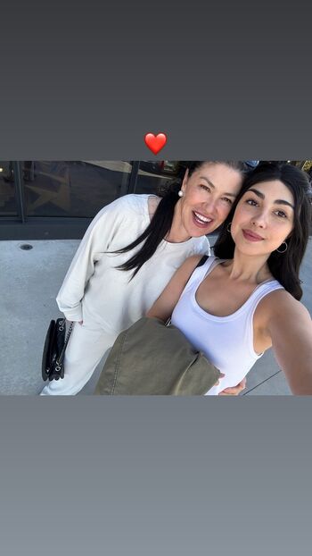 Alexa Mansour