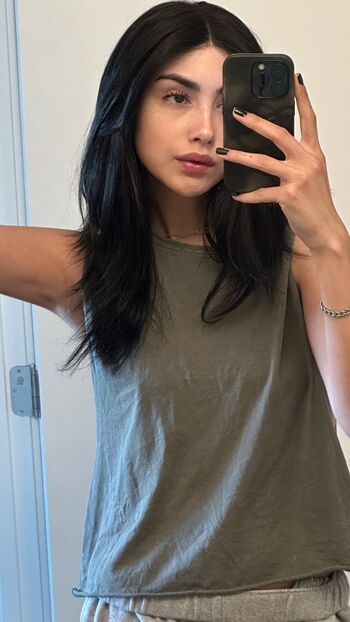 Alexa Mansour