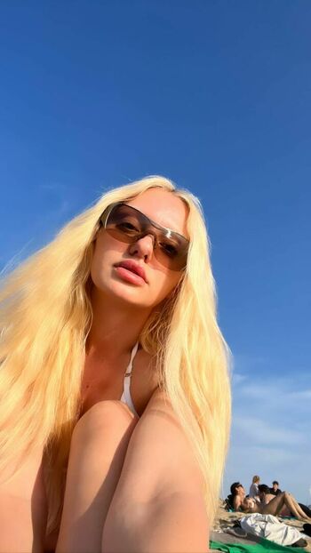 Alexandra Stan
