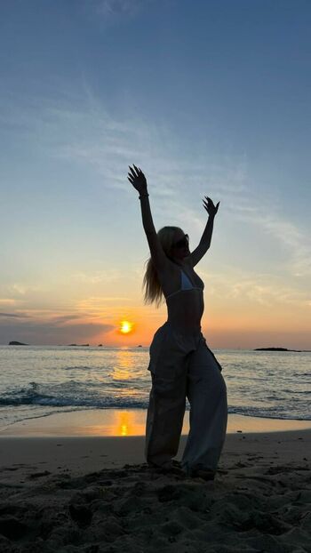 Alexandra Stan