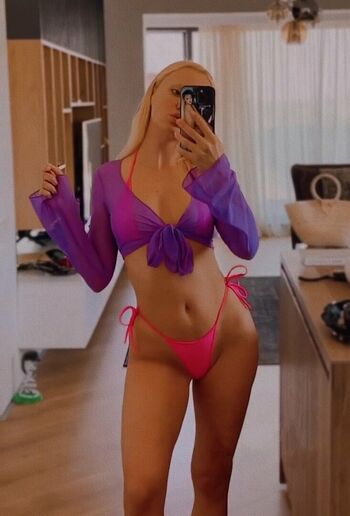 Alexandra Stan