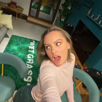Alexandra Stan