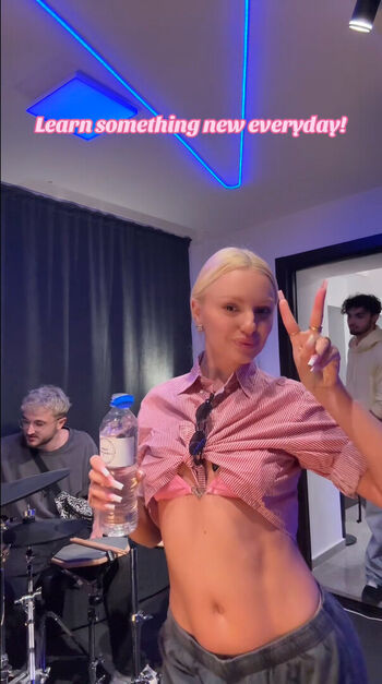 Alexandra Stan