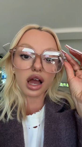 Alexandra Stan