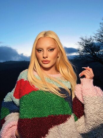 Alexandra Stan