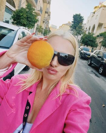 Alexandra Stan