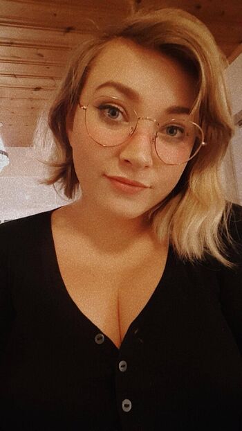 Alexandrarose_x