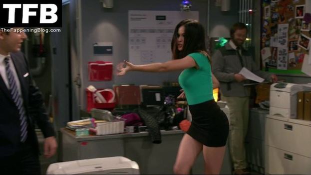 Alexis Knapp