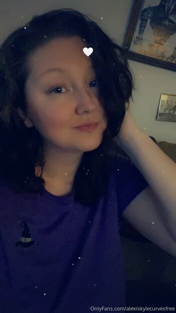 alexiskylecurvesfree