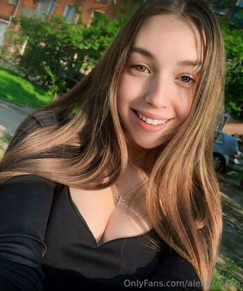 alexxxmoon