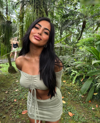 Aleyna_G_