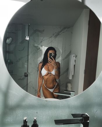 Alia VK