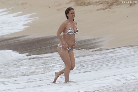 Alice Eve