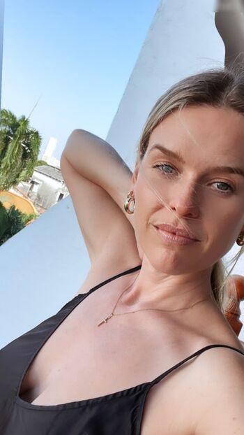 Alice Eve