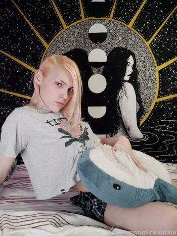 Alice Redfox