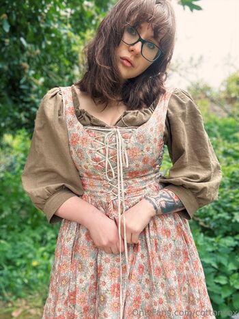 Alicecottonsox