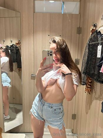 alicee_kisss