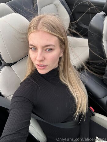 aliceredlips