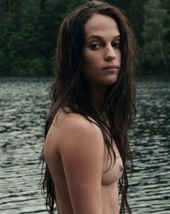 Alicia Vikander